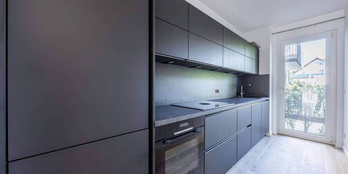 Etagenwohnung München Bogenhausen - 3 Zimmer, 90 m&sup2;, 940.000&euro; | Angebot:26454046