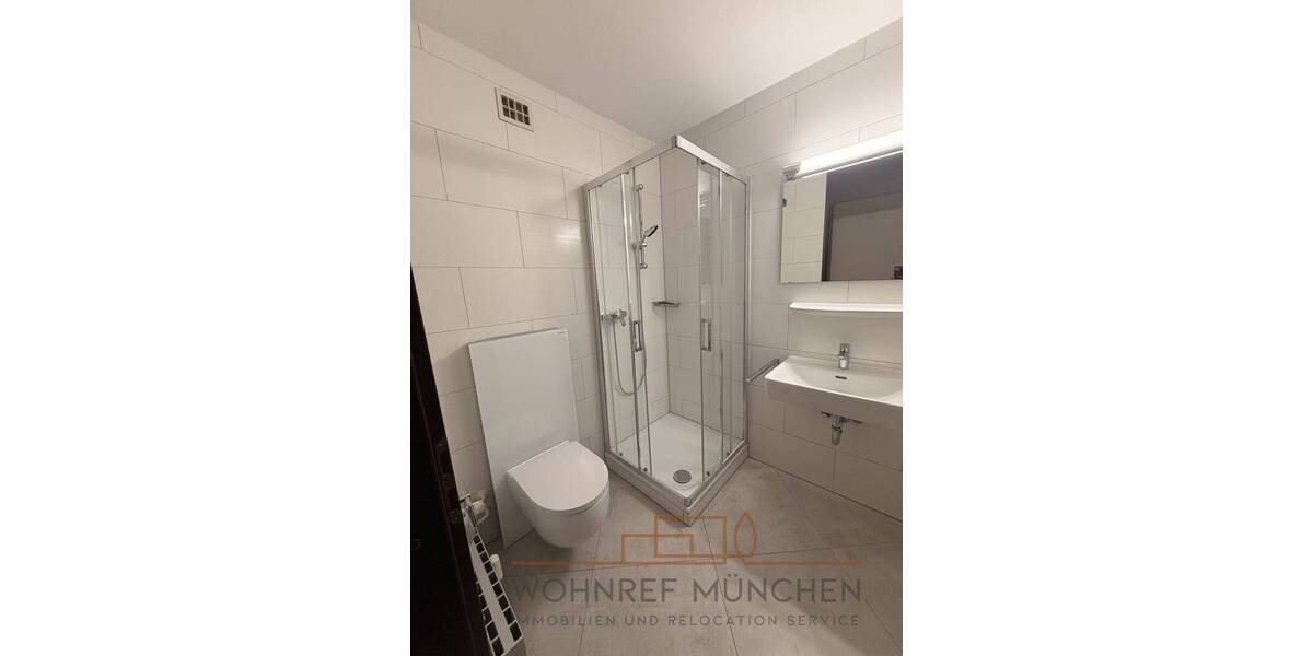 Etagenwohnung München Bogenhausen - 4 Zimmer, 110 m&sup2;, 2.290&euro; | Angebot:26806839
