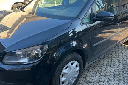 VW Touran 210.300 km 5.490 &euro; München 81829