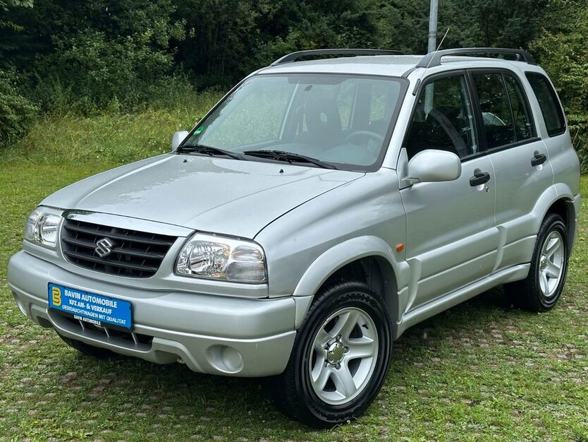 Suzuki Grand Vitara 85.000 km 9.990 € München 81243