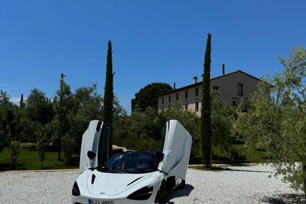 McLaren 750S 4.600 km 300.000 &euro; München 80804