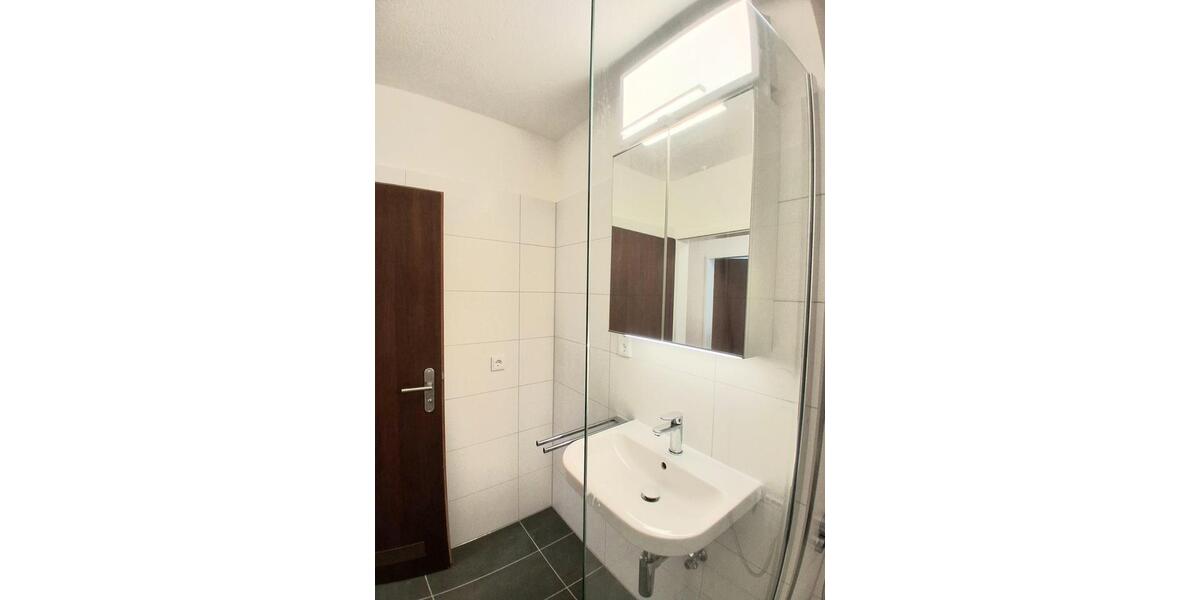 Etagenwohnung Unterhaching - 3 Zimmer, 70 m&sup2;, 1.800&euro; | Angebot:26226424