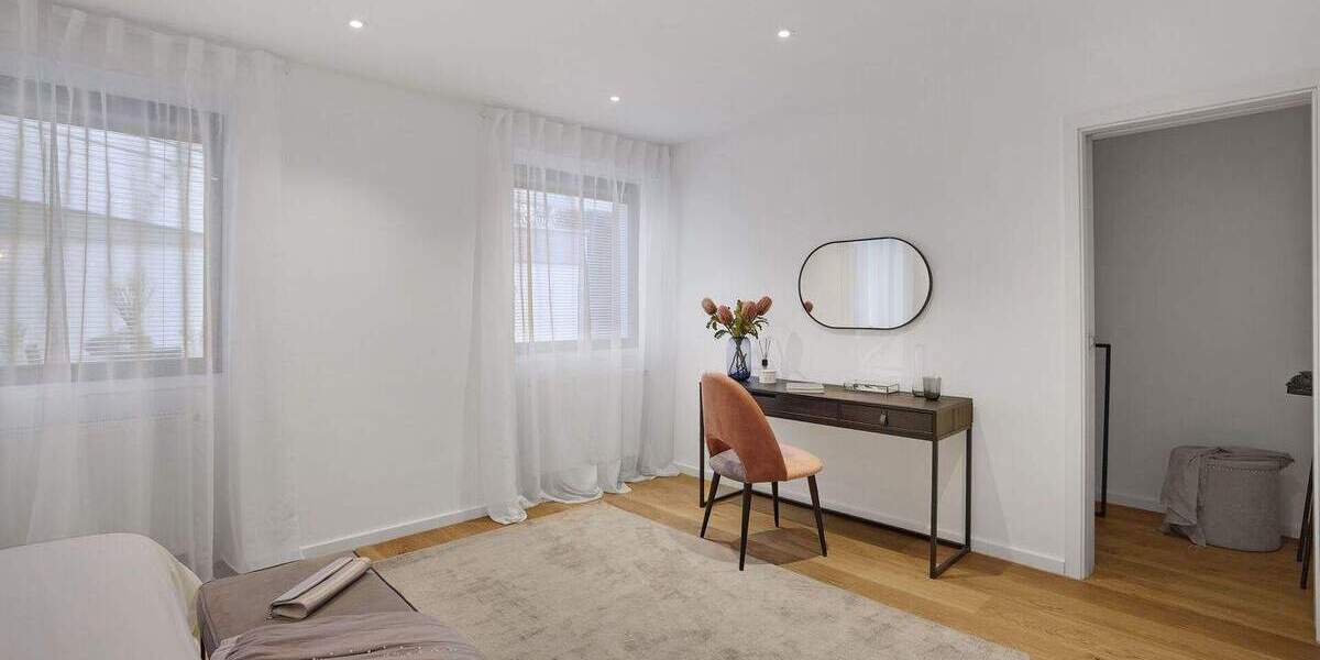 Reihenendhaus Ottobrunn - 6 Zimmer, 241 m&sup2;, 1.950.000&euro; | Angebot:24425407