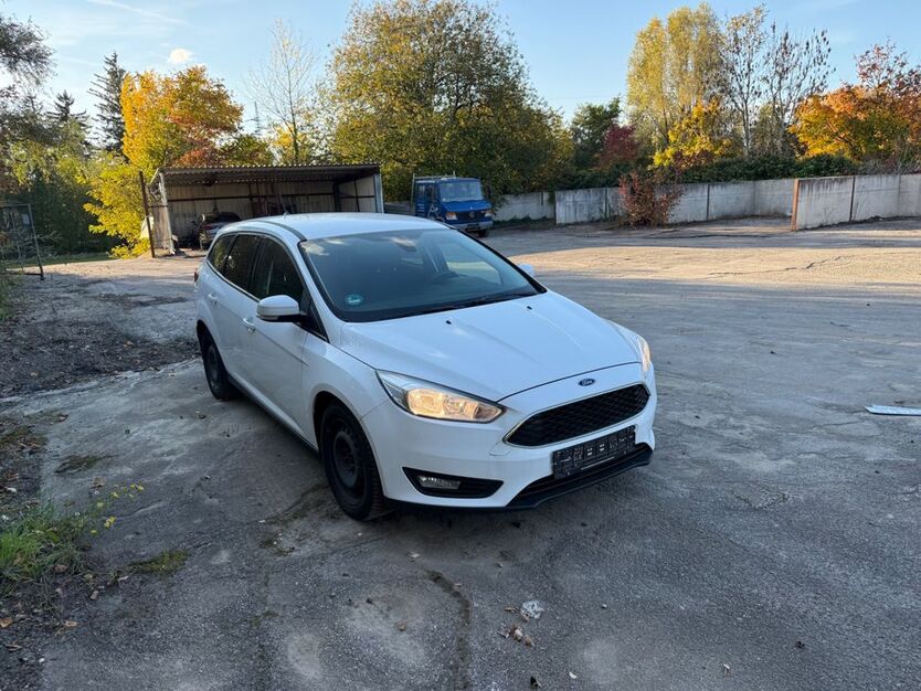 Ford Focus 184.500 km 5.750 € München 80933
