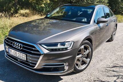 Audi A8 64.000 km 38.900 &euro; München 81243