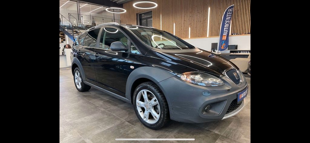Seat Altea 300.000 km 2.400 &euro; Germering 82110