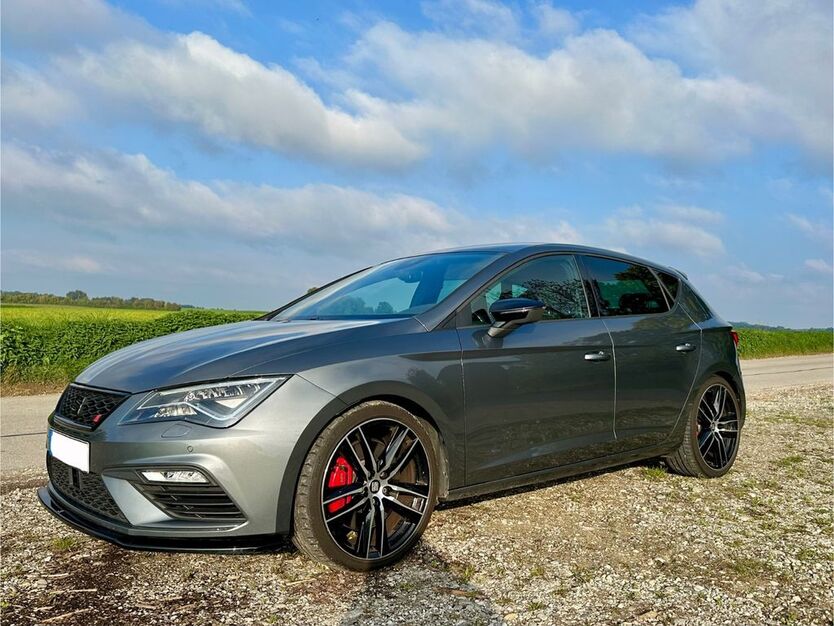 Seat Leon 112.000 km 20.500 € Gilching 82205