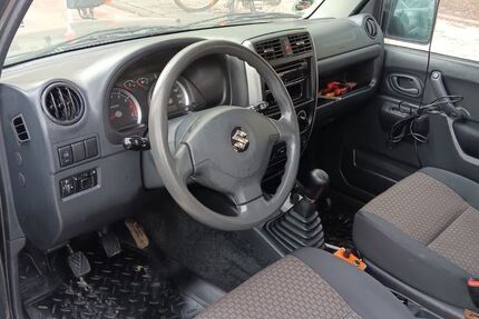 Suzuki Jimny 71.200 km 12.400 &euro; München 80333