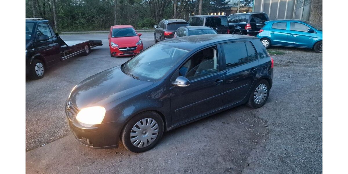 VW Golf 200.000 km 699 &euro; MÜNCHEN 80995