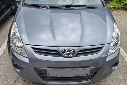 Hyundai i20 97.700 km 2.450 &euro; Wolfratshausen 82515
