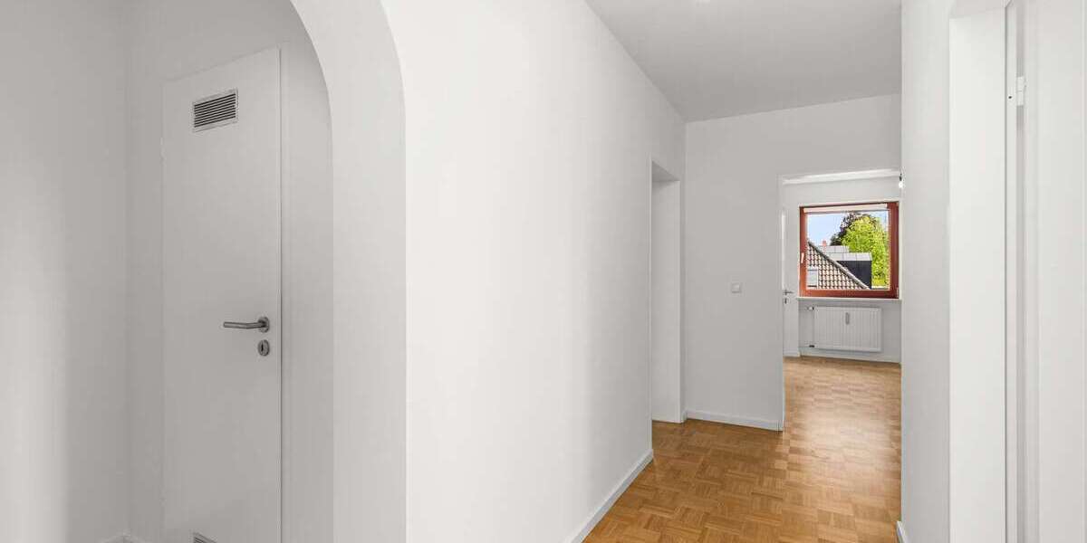 Gepflegte Dachgeschosswohnung in ruhiger Lage | 500m zur Würm & Pasinger Stadtpark - Dachgeschoßwohnung München Aubing-Lochhausen-Langwied | Angebot:27078156