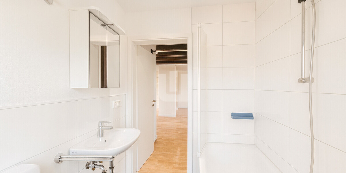 WINDISCH IMMOBILIEN - Gut geschnittene Dachgeschosswohnung, für den Käufer provisionsfrei! 3 zimmer