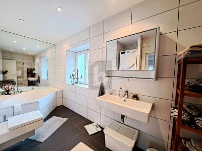 TOP-MÖBLIERT - WG GEEIGNET - HINTERM GASTEIG 4 zimmer