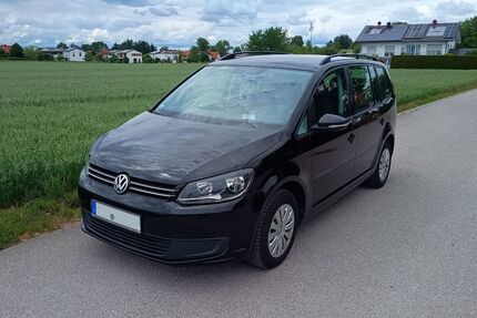 VW Touran 214.000 km 5.250 &euro; Pliening 85652