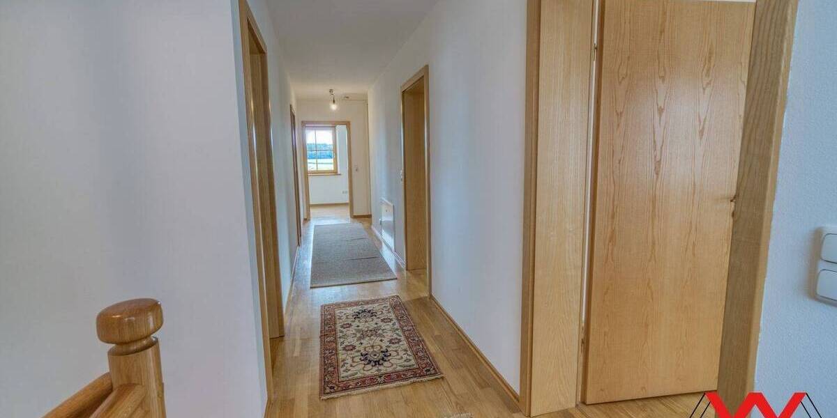 Einfamilienhaus Kirchseeon Buch - 5 Zimmer, 184 m&sup2;, 2.480&euro; | Angebot:23574235