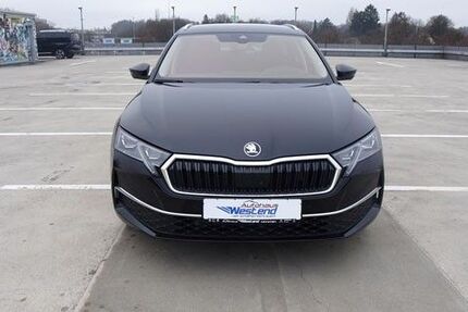 Skoda Octavia 2.500 km 43.400 &euro; München 80686