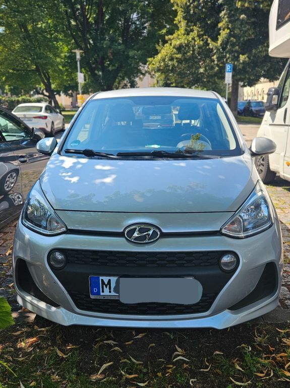 i10