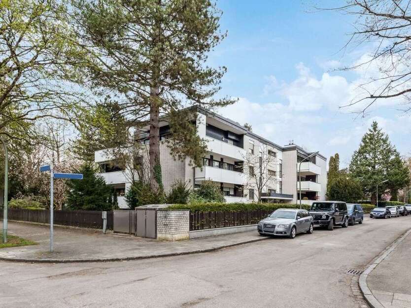 Wohnung zum Kaufen in München 1.580.000 € 146.51 m²