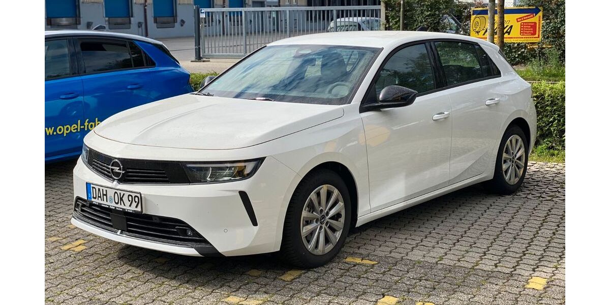 Opel Astra 9.800 km 19.900 &euro; Dachau 85221