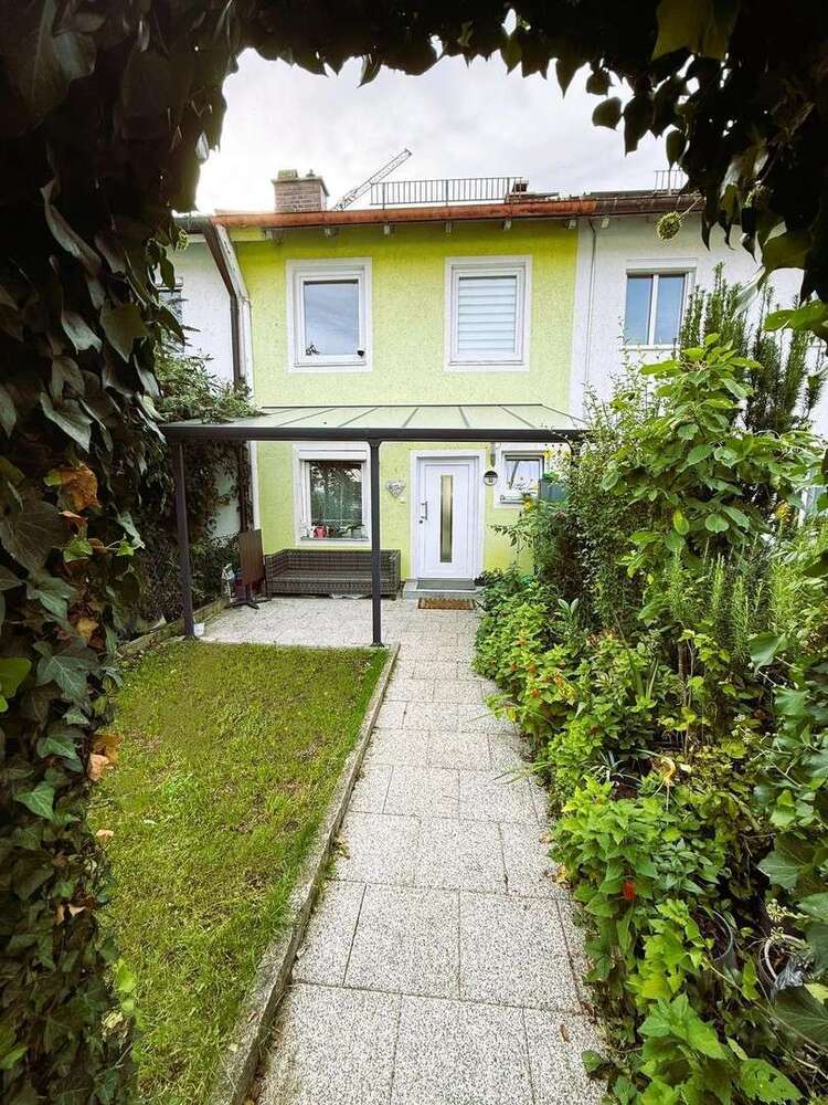 Haus zum Kaufen in München 770.000 € 80 m²