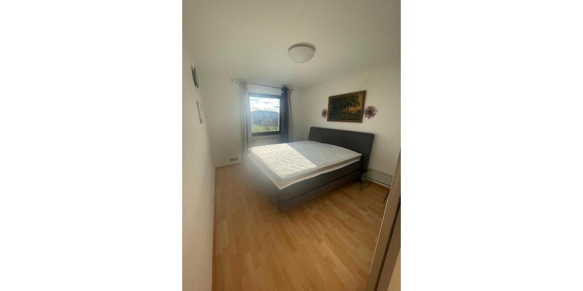 Etagenwohnung Germering - 2 Zimmer, 75 m&sup2;, 1.600&euro; | Angebot:26416489