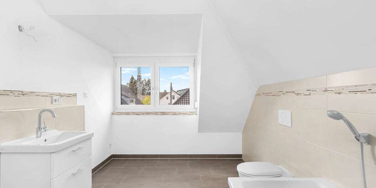 Hell, geräumig & bestens gepflegt | Schwellenfreier Zugang mit Lift | Pkw-Stellplatz uvm. 2 zimmer