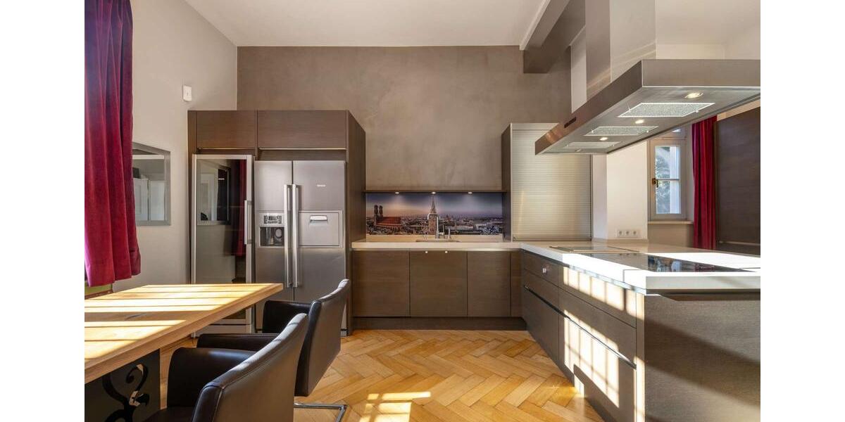 Villa München Nymphenburg - 9 Zimmer, 389 m&sup2;, 9.900&euro; | Angebot:25255917