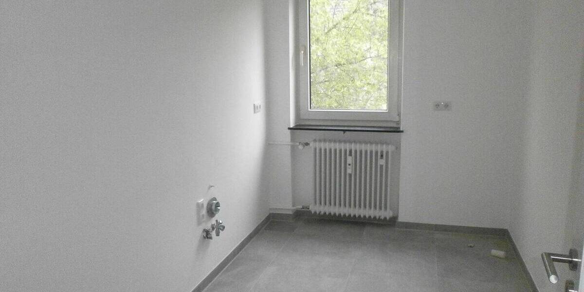 Etagenwohnung München Sendling-Westpark - 3 Zimmer, 65 m&sup2;, 1.235&euro; | Angebot:26244022