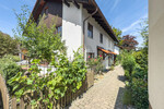 WINDISCH ImmobilieN - DHH mit großem, sonnigen Garten in ruhiger Lage von Puchheim