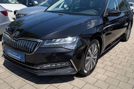 Skoda Superb 159.000 km 17.900 &euro; Dachau (bei München) 85221