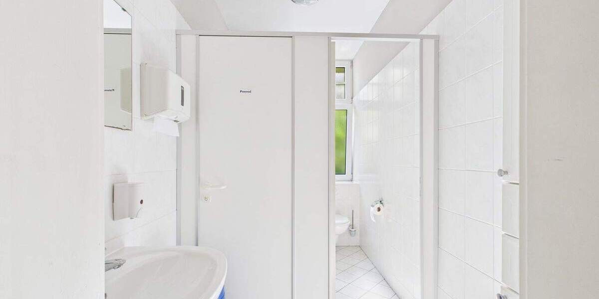 Gewerbeobjekt München Neuhausen-Nymphenburg - 8 Zimmer, 1.850.000&euro; | Angebot:25708190