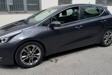 Kia ceed / Ceed 168.000 km 7.690 &euro; München 85579