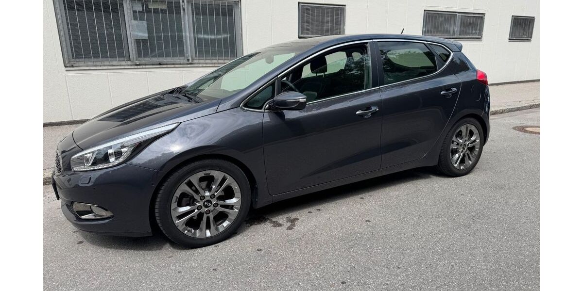 Kia ceed / Ceed 168.000 km 7.690 &euro; München 85579
