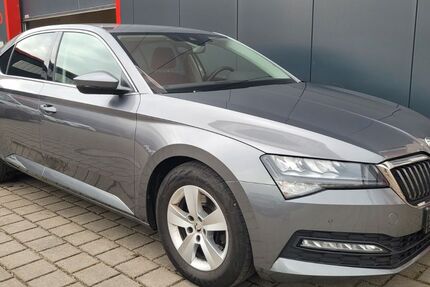 Skoda Superb 168.000 km 17.100 &euro; Puchheim (nähe München) 82178