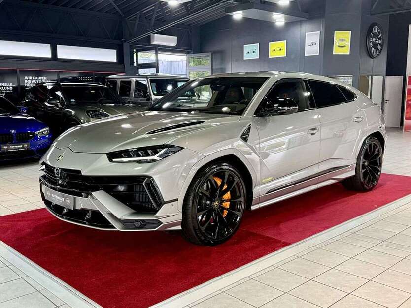 Lamborghini Urus 20.000 km 320.000 € Unterschleißheim 85716