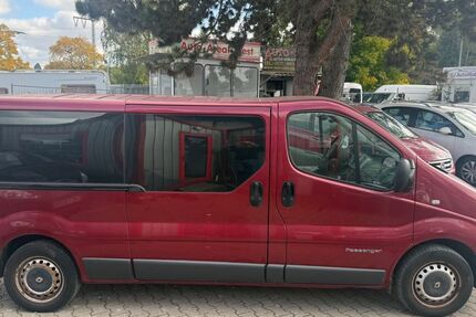 Renault Trafic 161.941 km 5.990 € München 81243