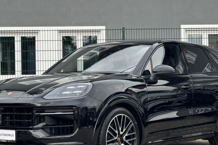 Porsche Cayenne 4.200 km 93.990 € München 81379