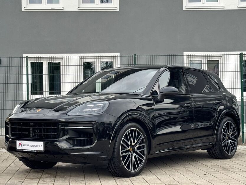 Porsche Cayenne 4.200 km 93.990 € München 81379