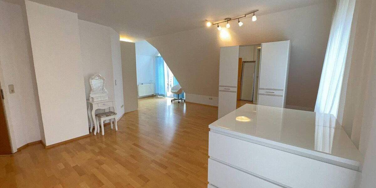 Einfamilienhaus Haimhausen Ottershausen - 6 Zimmer, 330 m&sup2;, 4.700&euro; | Angebot:26889135