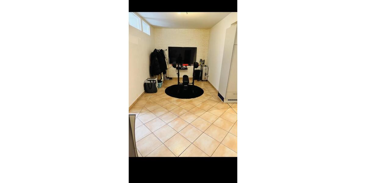 2 Zimmer Wohnung mit großem Balkon ( Strasslach - Dingharting) 2 zimmer