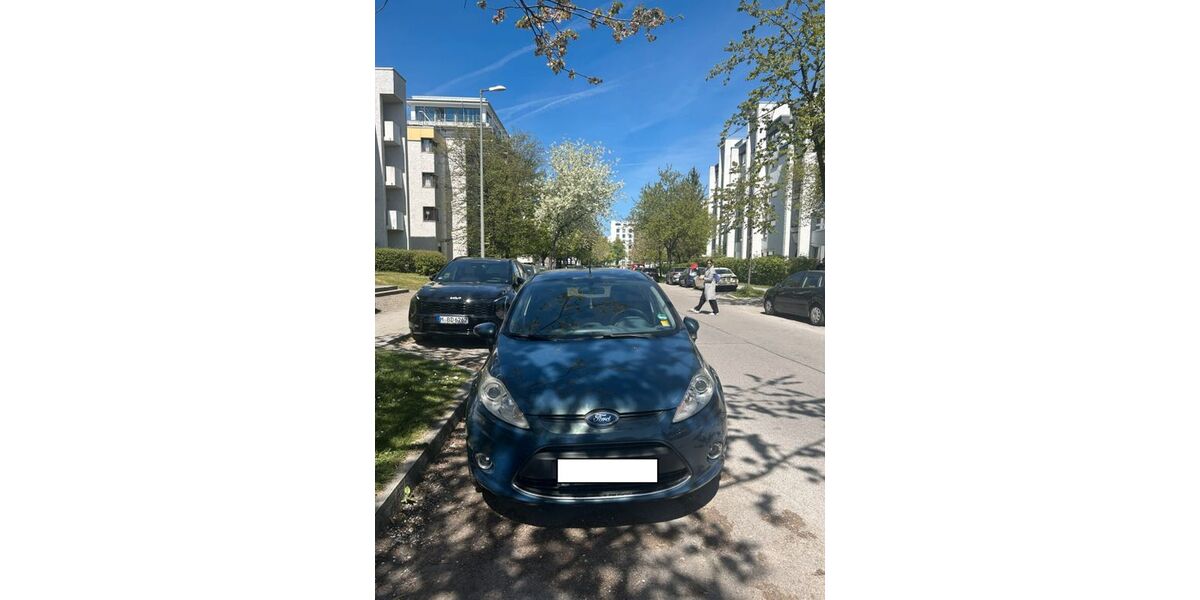 Ford Fiesta 127.238 km 3.800 &euro; München, Bayern 81375