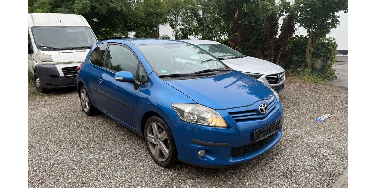 Toyota Auris 210.500 km 3.999 &euro; München 80995