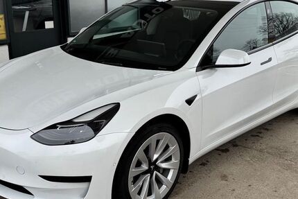 Tesla Model 3 45.800 km 23.900 &euro; München 80939