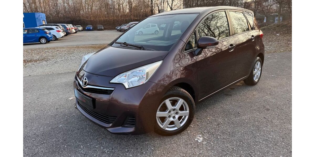 Toyota Verso-S 189.000 km 4.300 &euro; München 80939