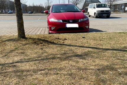 Honda Civic 120.000 km 13.600 &euro; München 81477