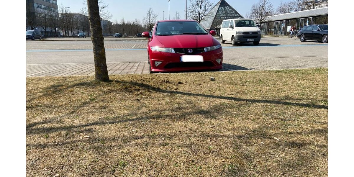 Honda Civic 120.000 km 13.600 &euro; München 81477