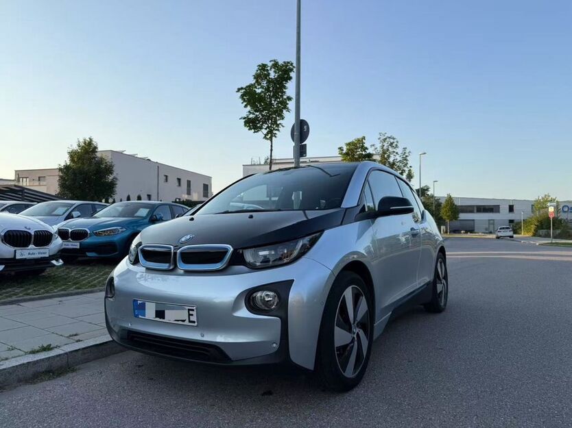 BMW i3 87.650 km 11.000 € München 80999