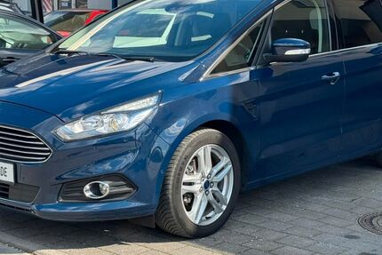 Ford S-Max 129.240 km 14.295 &euro; Ottobrunn 85521
