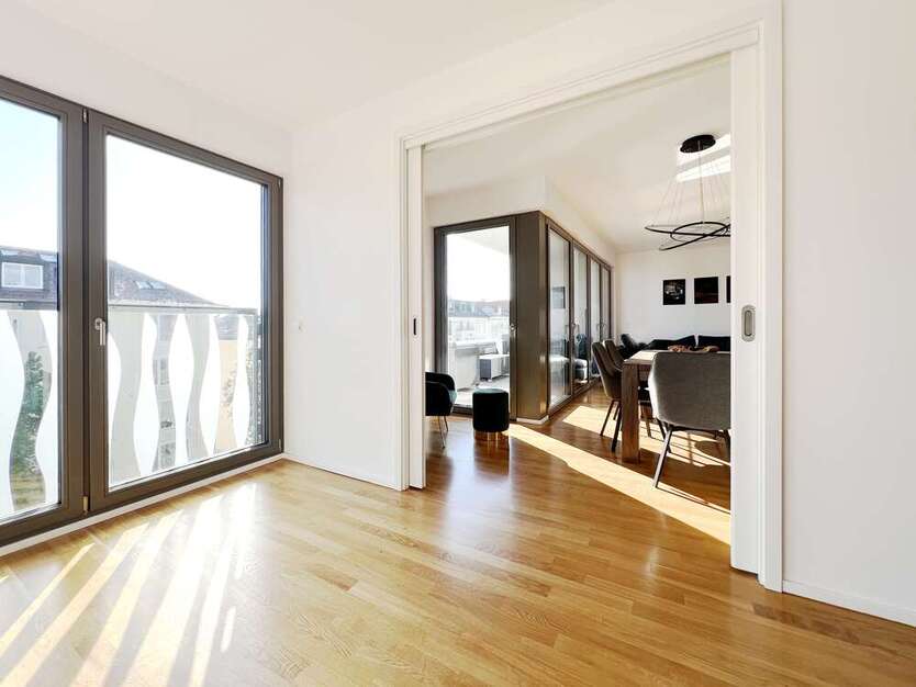 Wohnung zum Kaufen in München 2.150.000 € 117.71 m²