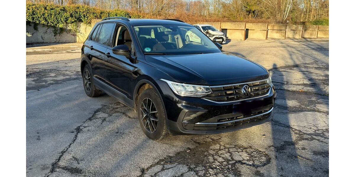 VW Tiguan 108.000 km 22.500 &euro; München 81245